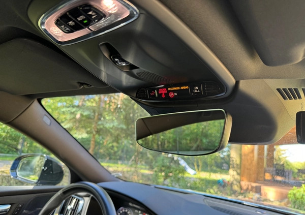 Volvo S60 cena 164000 przebieg: 62163, rok produkcji 2019 z Warszawa małe 596